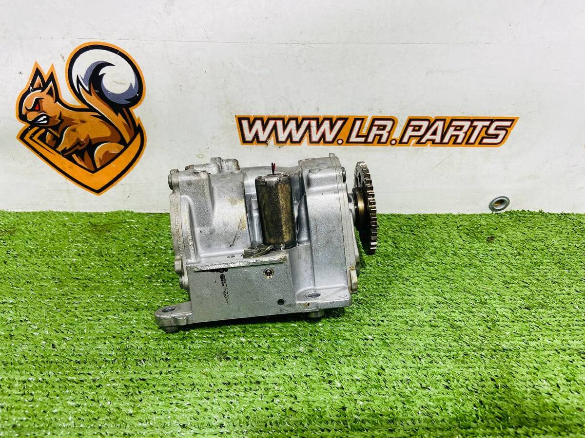 LR121355 Pompa Oleju 3.0 ie LAND ROVER DISCOVERY 5 (L462) używana
